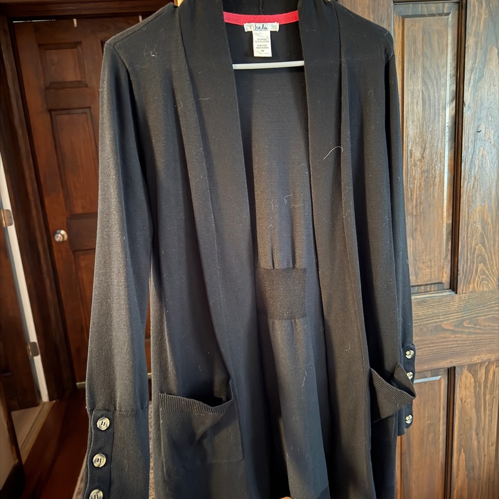 Women’s sweater.